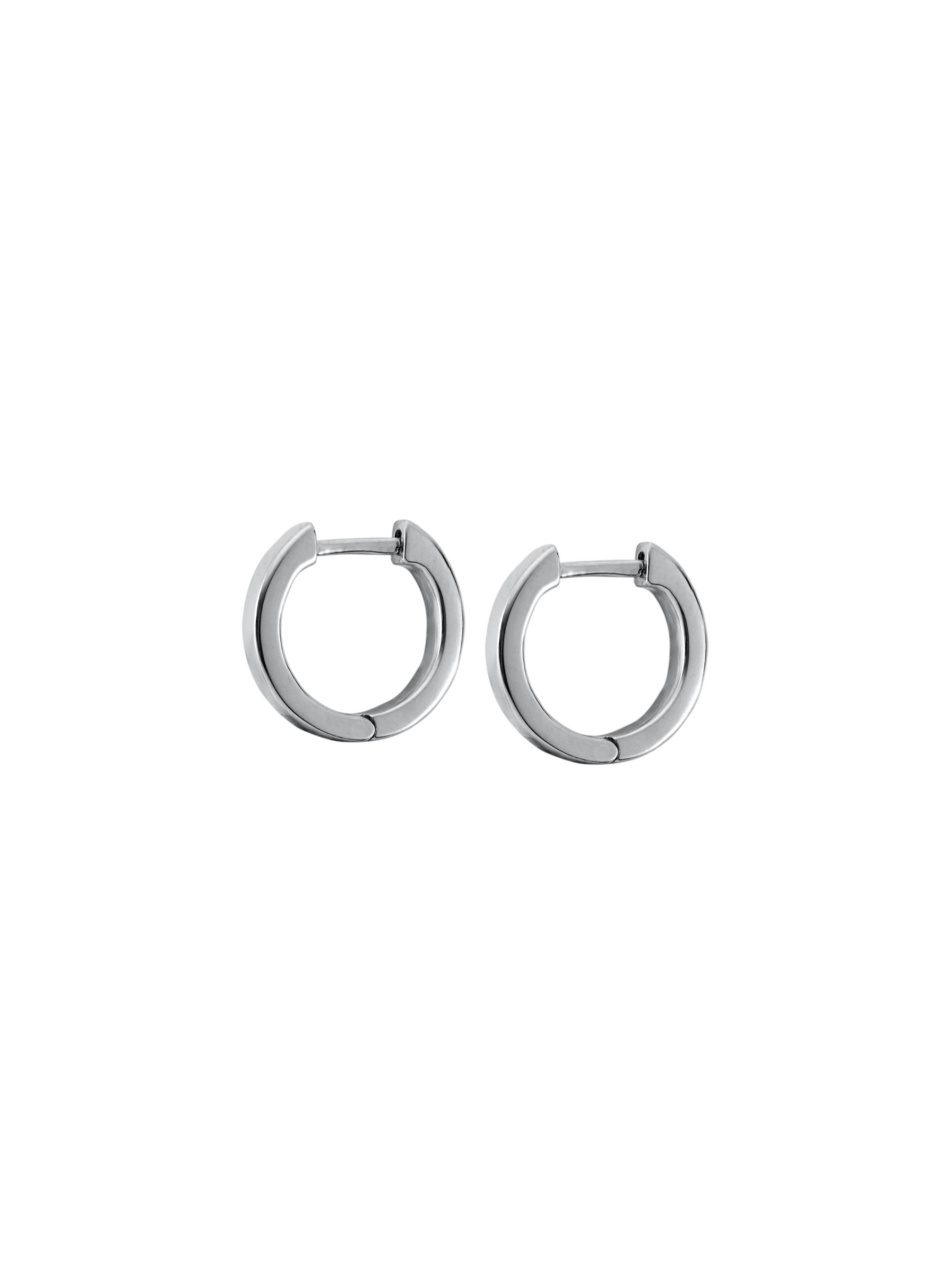 PLAIN HUGGIE EARRING, 14K WHITE GOLD