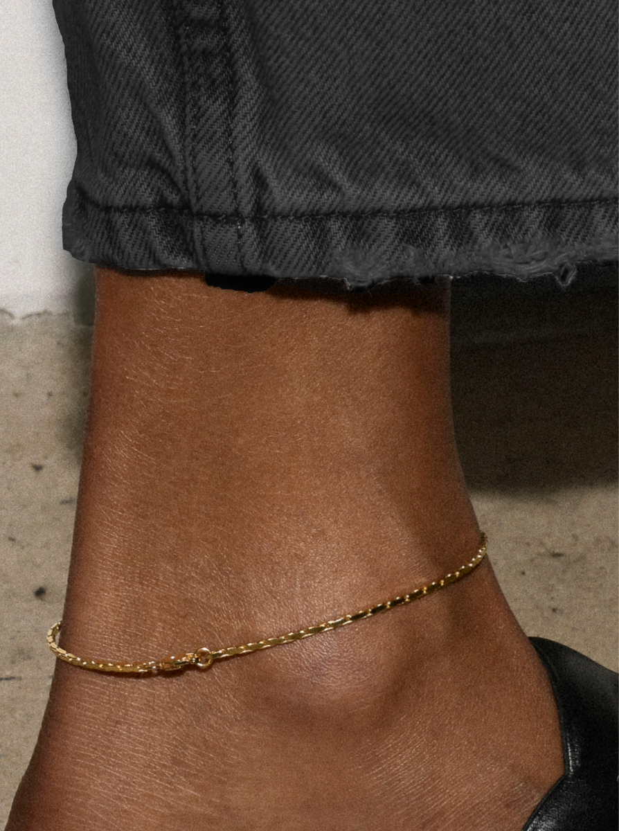 LINNEA, LAB DIAMOND SILVER CHAIN ANKLET